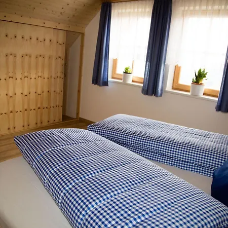 Alm-ferienhaus By Interhome Hébergement de vacances